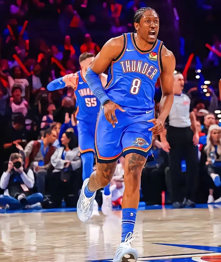 星空体育官网入口包含赛后NBA季后赛传出新动向，犹他爵士远射贴柱，管理层表态——底气十足，身体对抗强度拉满的词条